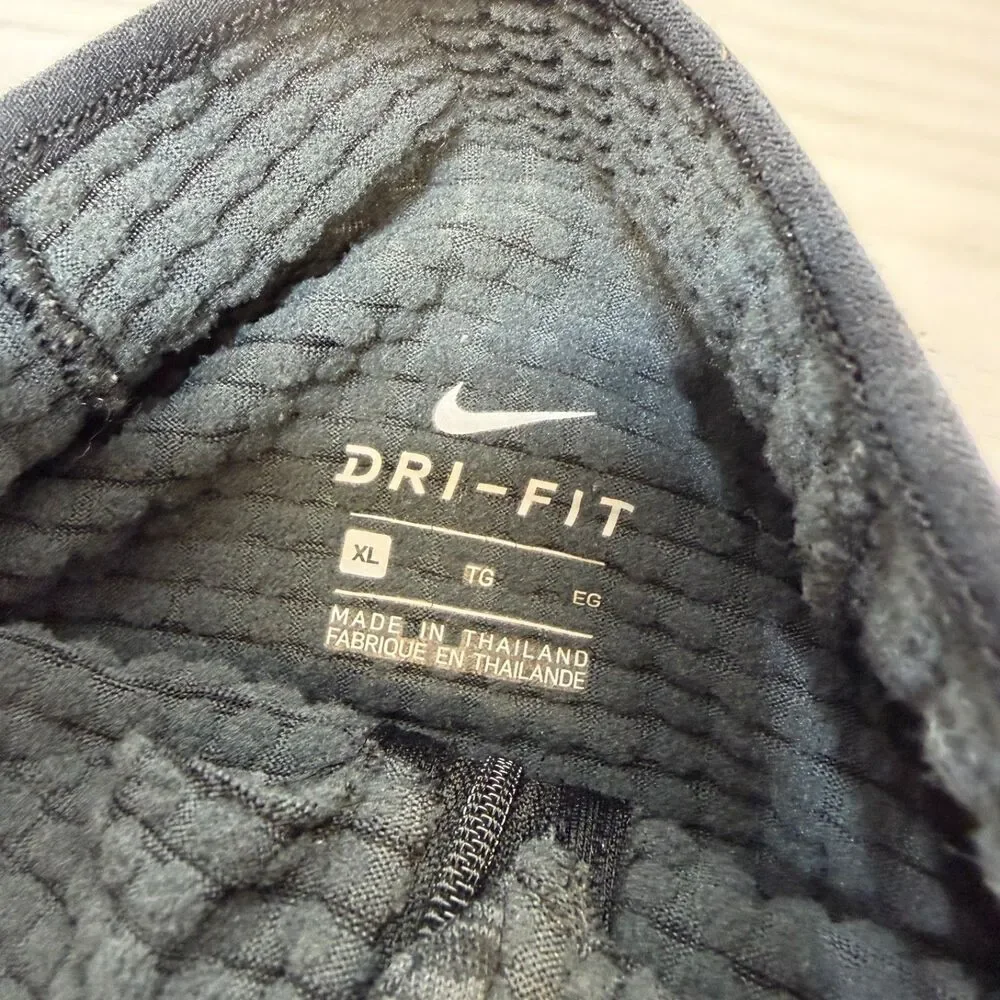 Women’s‎ Nike DriFit Fleece-Lined Quarter Zip Size XL Grey/Black Thumbholes